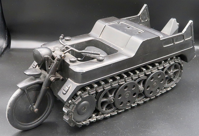 Kettenkrad model view from the right